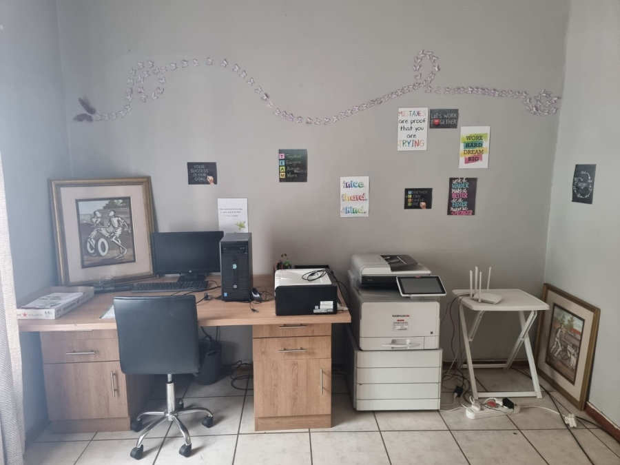 3 Bedroom Property for Sale in Bodorp North West